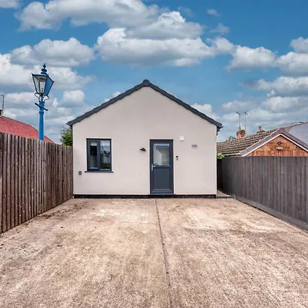 Complete Cute Apartment At Northfield Cottage Nottingham Exterior photo